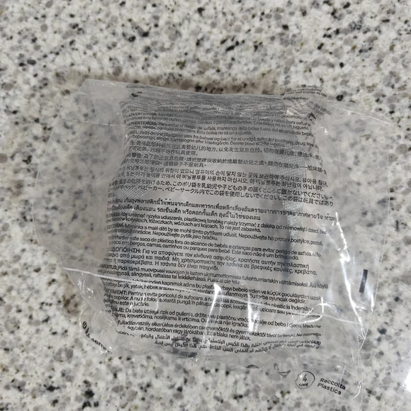 Lululemon Everywhere Backpack Nano (Light Ivory/Pelican/Sinatra Blue/Silver) - Picture 3 of 8